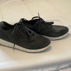 Vionic Comfort Grey Suede Sneakers 8 Wide